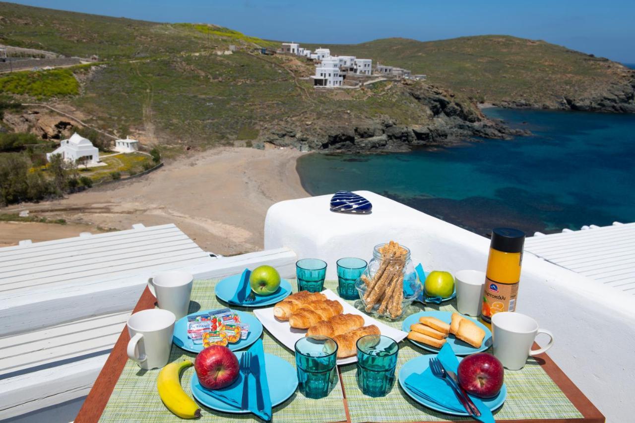 Superior Beachfront Apartment 1 With View To The Aegean Sea Panormos  Dış mekan fotoğraf